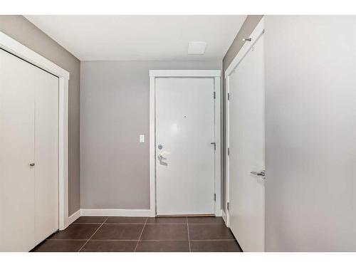 603-788 12 Avenue Sw, Calgary, AB - Indoor Photo Showing Other Room