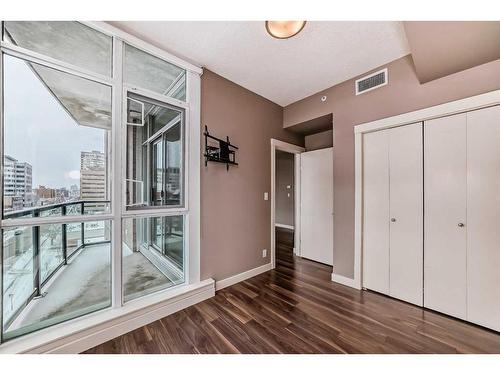 603-788 12 Avenue Sw, Calgary, AB - Indoor Photo Showing Other Room