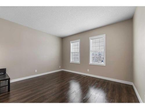 833 Nolan Hill Boulevard Nw, Calgary, AB - Indoor Photo Showing Other Room