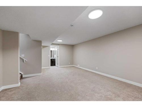 833 Nolan Hill Boulevard Nw, Calgary, AB - Indoor