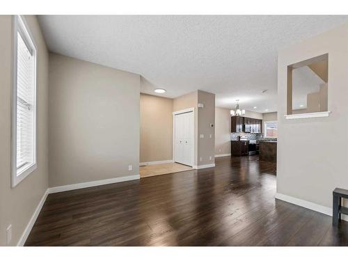 833 Nolan Hill Boulevard Nw, Calgary, AB - Indoor Photo Showing Living Room