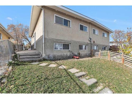 110 Hunterbrook Place Nw, Calgary, AB - Outdoor With Exterior