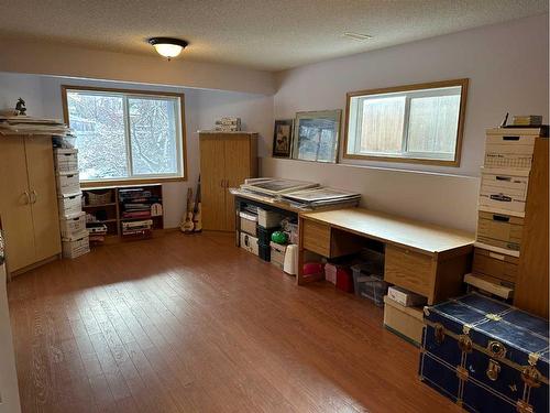 166 Cimarron Park Circle, Okotoks, AB - Indoor Photo Showing Other Room