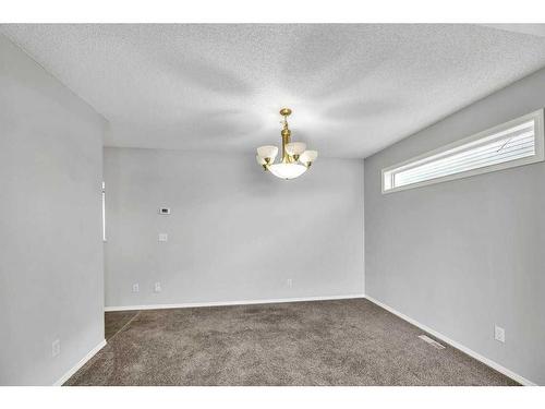 256 Oakmere Place, Chestermere, AB - Indoor