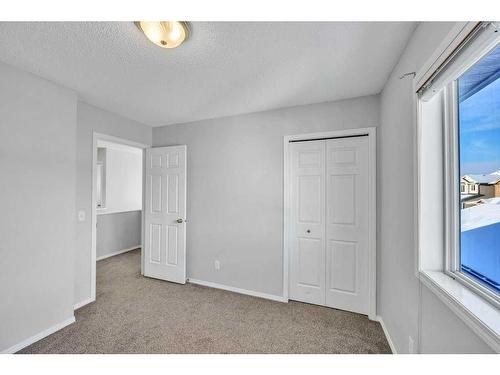 256 Oakmere Place, Chestermere, AB - Indoor