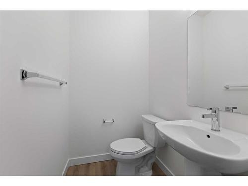 45 Lucas Way Nw, Calgary, AB - Indoor Photo Showing Bathroom