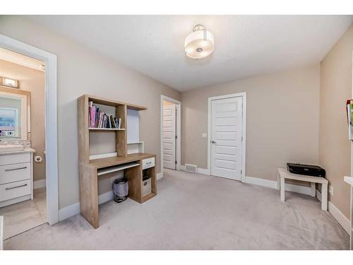 4 Quarry Lane Se, Calgary, AB - Indoor