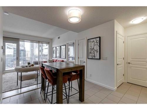 1008-1320 1 Street Se, Calgary, AB - Indoor Photo Showing Dining Room