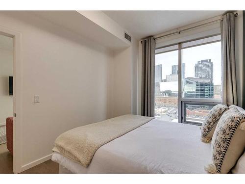 1008-1320 1 Street Se, Calgary, AB - Indoor Photo Showing Bedroom