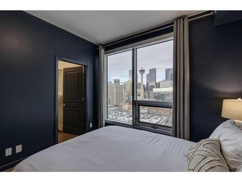 1709-1320 1 Street Se, Calgary, AB - Indoor Photo Showing Bedroom