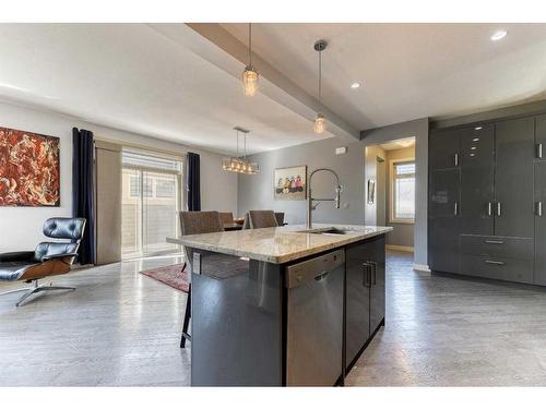 3651 77 Street Nw, Calgary, AB - Indoor Photo Showing Kitchen