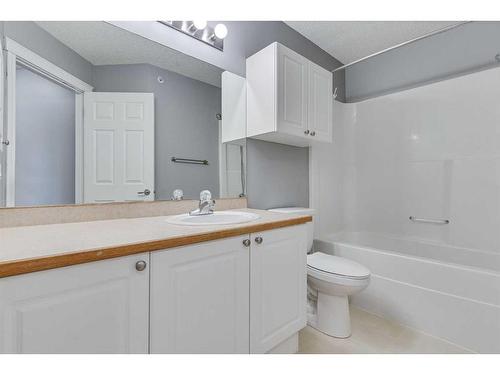 307-3 Somervale View Sw, Calgary, AB - Indoor Photo Showing Bathroom