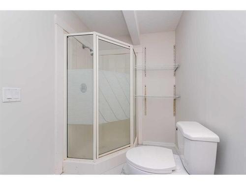 84 Tarington Close Ne, Calgary, AB - Indoor Photo Showing Bathroom