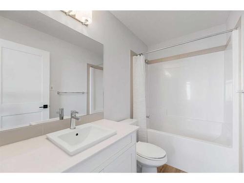 210-30 Sage Hill Walk Nw, Calgary, AB - Indoor Photo Showing Bathroom