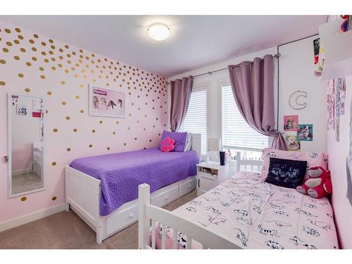 105 Evanston Square Nw, Calgary, AB - Indoor Photo Showing Bedroom