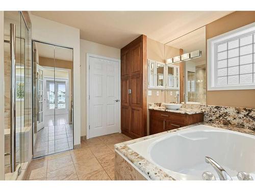 765 East Chestermere Drive, Chestermere, AB - Indoor Photo Showing Bathroom