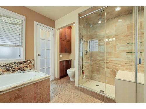 765 East Chestermere Drive, Chestermere, AB - Indoor Photo Showing Bathroom