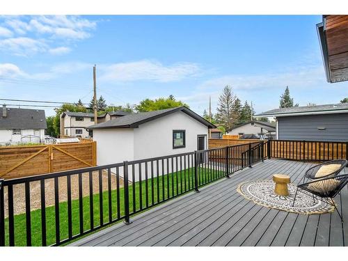 1419 22 Avenue Nw, Calgary, AB - Outdoor With Exterior