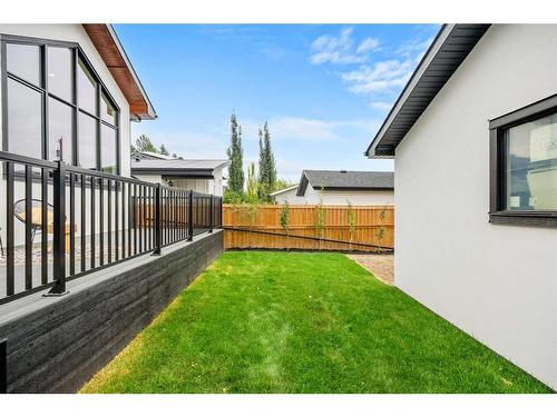 1419 22 Avenue Nw, Calgary, AB - Outdoor With Exterior