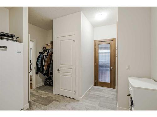 70 Valley Crest Rise Nw, Calgary, AB - Indoor Photo Showing Other Room