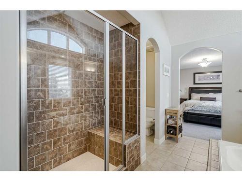 70 Valley Crest Rise Nw, Calgary, AB - Indoor Photo Showing Bathroom