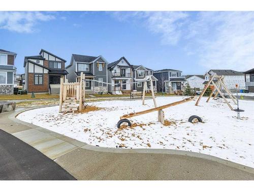 20 Royston Walk Nw, Calgary, AB - Outdoor