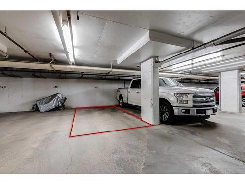 2120-60 Panatella Street Nw, Calgary, AB - Indoor Photo Showing Garage