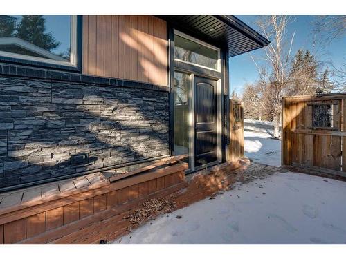 3 Cardiff Drive Nw, Calgary, AB - Outdoor