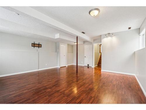 283 Coventry Close Ne, Calgary, AB - Indoor Photo Showing Other Room