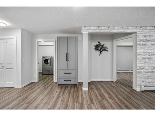 2108-12 Cimarron Common, Okotoks, AB - Indoor