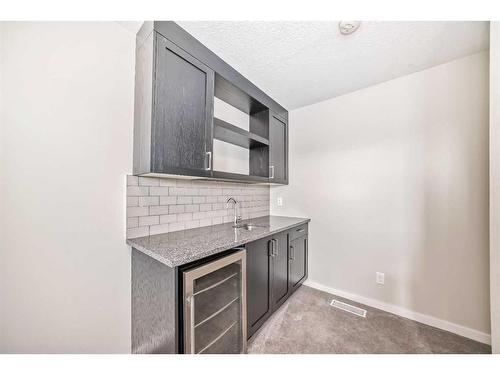 408-19500 37 Street Se, Calgary, AB - Indoor