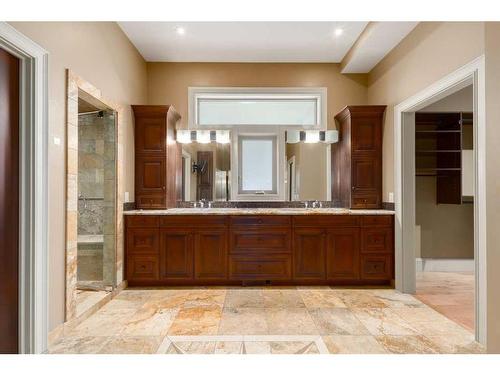 211 Aspen Ridge Place Sw, Calgary, AB - Indoor Photo Showing Bathroom