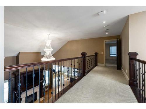 211 Aspen Ridge Place Sw, Calgary, AB - Indoor Photo Showing Other Room