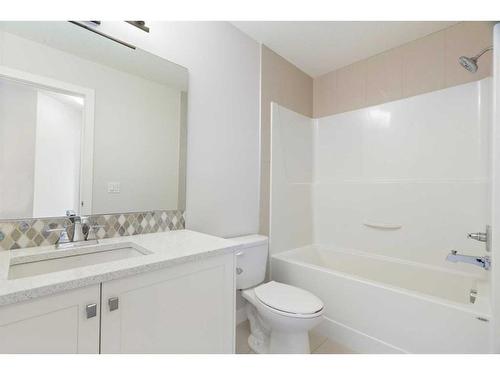 59 Saddlelake Manor Ne, Calgary, AB - Indoor Photo Showing Bathroom