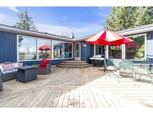 54 Wildwood Drive Sw, Calgary, AB - Outdoor With Deck Patio Veranda With Exterior