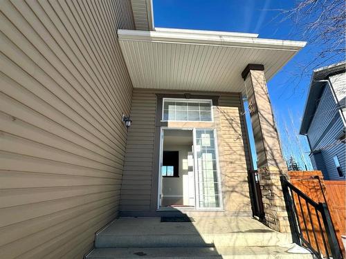 23 Chapman Green Se, Calgary, AB - Outdoor