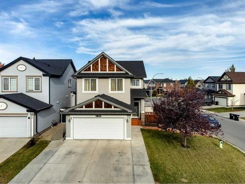 125 Copperstone Close Se, Calgary, AB - Outdoor With Facade