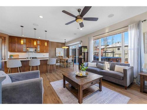 217 Auburn Glen Circle Se, Calgary, AB - Indoor Photo Showing Living Room