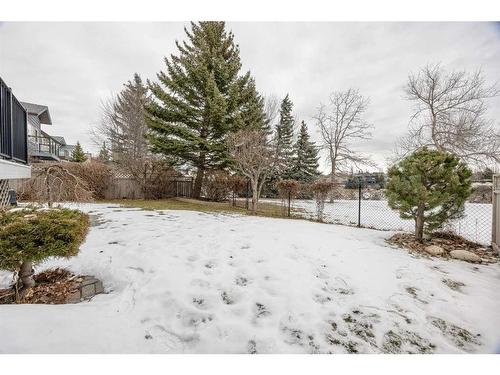 40 Edgepark Way Nw, Calgary, AB - Outdoor