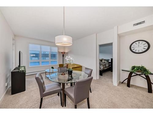 1201-175 Silverado Boulevard Sw, Calgary, AB - Indoor Photo Showing Dining Room