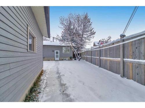 207 Fallswater Road Ne, Calgary, AB - Outdoor