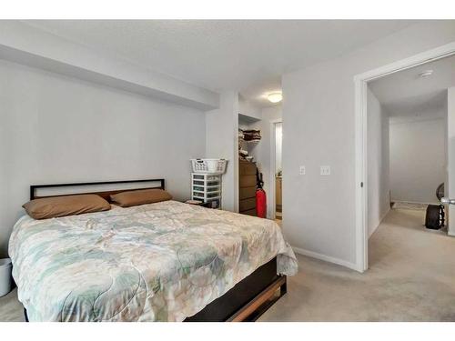 3324-4641 128 Avenue Ne, Calgary, AB - Indoor Photo Showing Bedroom