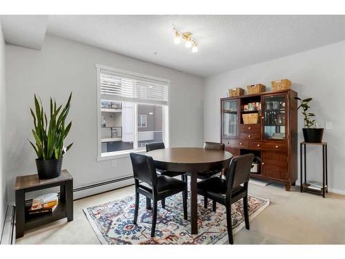 3324-4641 128 Avenue Ne, Calgary, AB - Indoor Photo Showing Dining Room