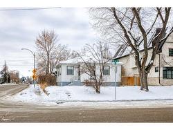 501 28 Avenue NW Calgary, AB T3A 4V5