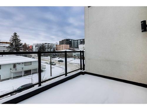 1734 25 Avenue Sw, Calgary, AB - Outdoor With Balcony