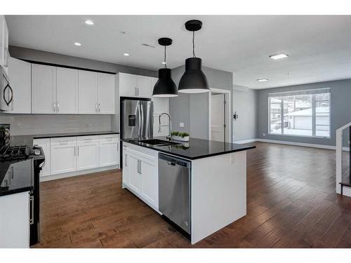 1734 25 Avenue Sw, Calgary, AB - Indoor Photo Showing Kitchen With Stainless Steel Kitchen With Upgraded Kitchen