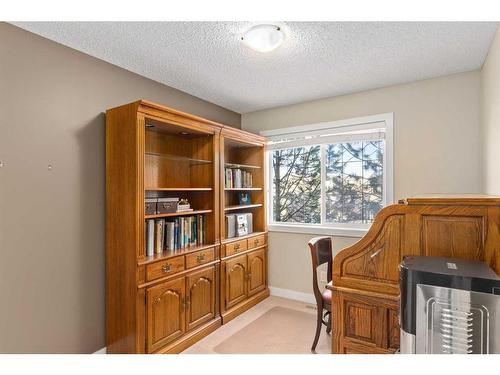 235 Rockyspring Grove Nw, Calgary, AB - Indoor