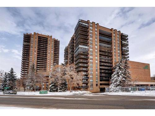 705-9800 Horton Road Sw, Calgary, AB - Outdoor With Balcony With Facade