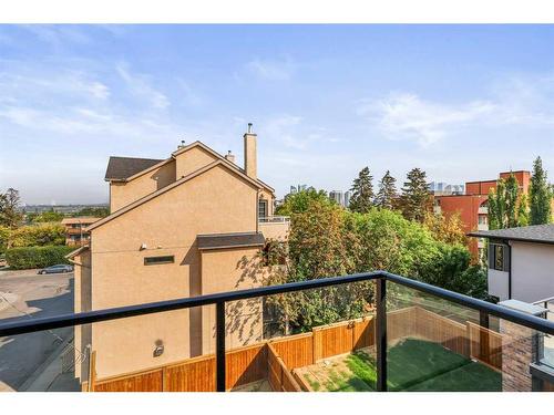 1516 22 Avenue Sw, Calgary, AB - Outdoor With Exterior