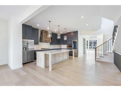 1516 22 Avenue Sw, Calgary, AB - Indoor Photo Showing Kitchen With Upgraded Kitchen